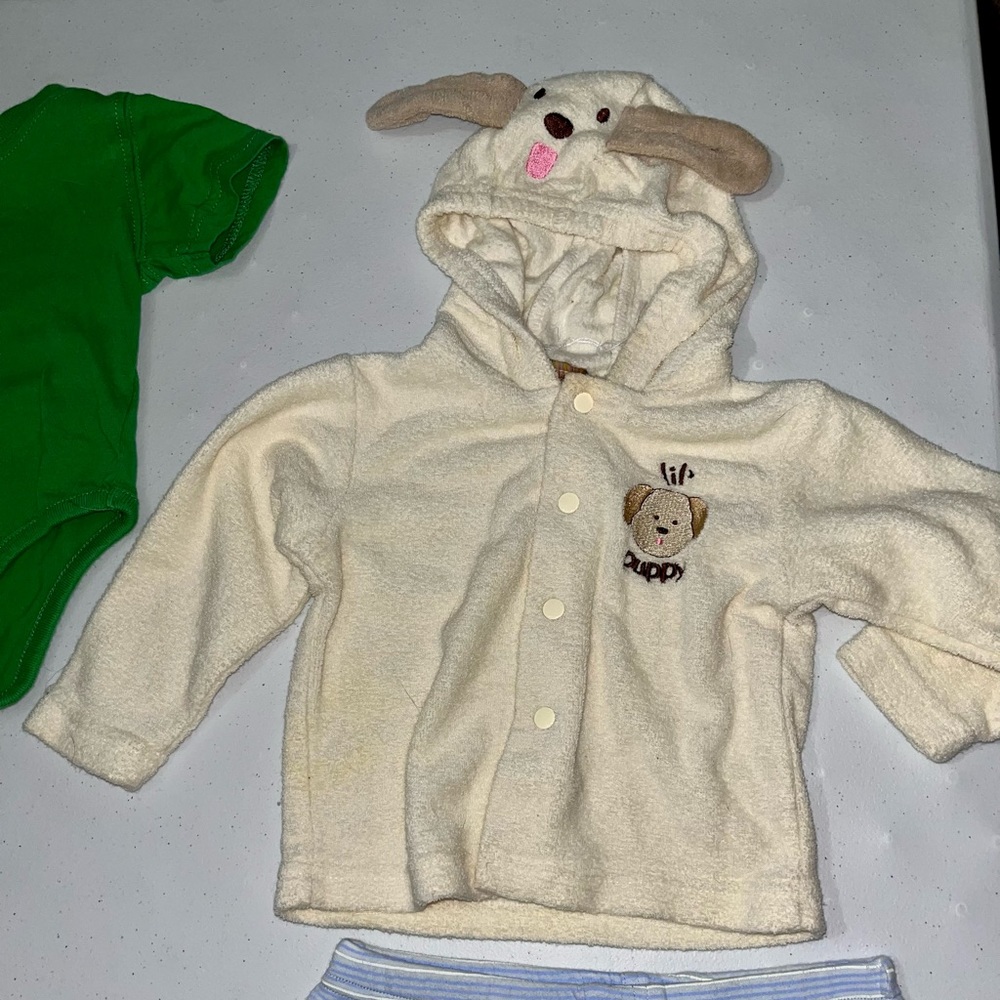 4 pc Bundle Size 6 - 9 months